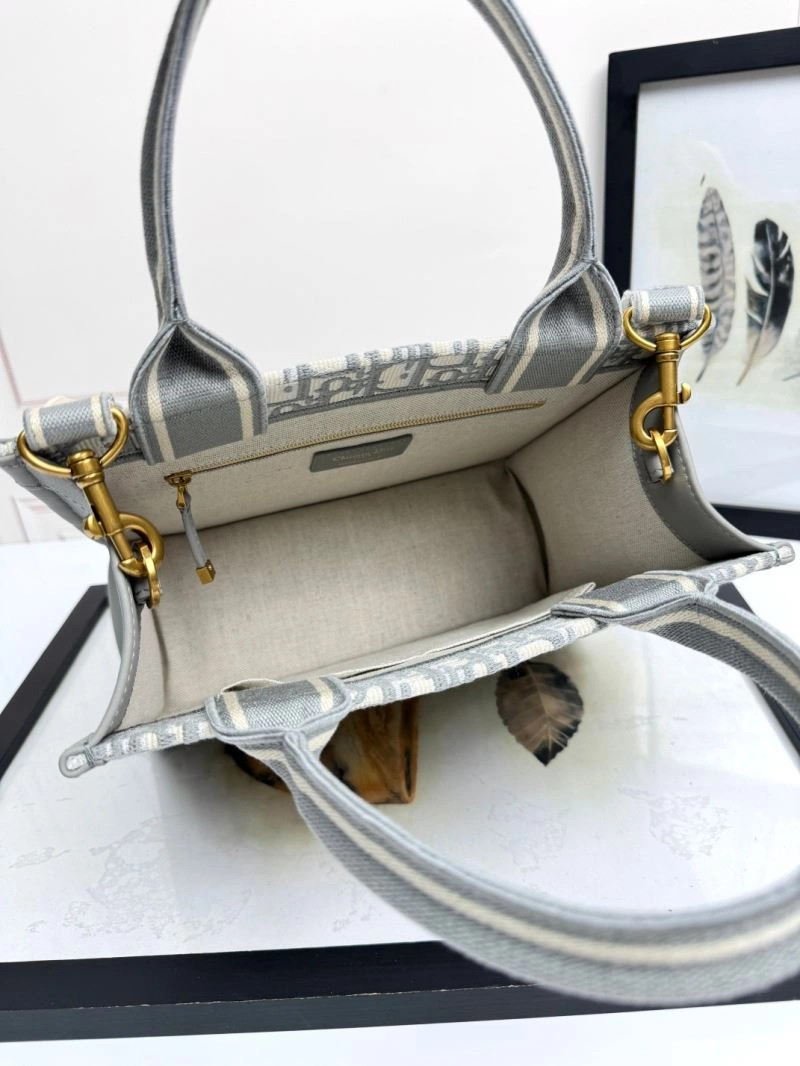 ZipUp Christian Dior Shopping Bags 66641