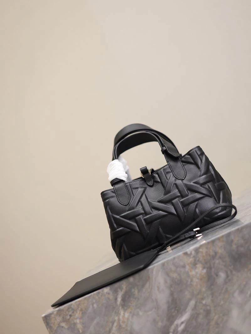 Christian Dior Shopping Bags ZipUp 66623