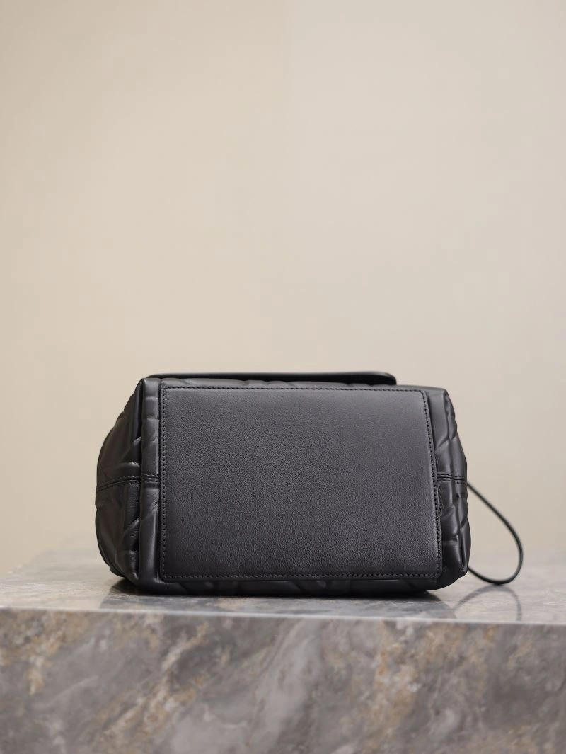 Christian Dior Shopping Bags ZipUp 66623