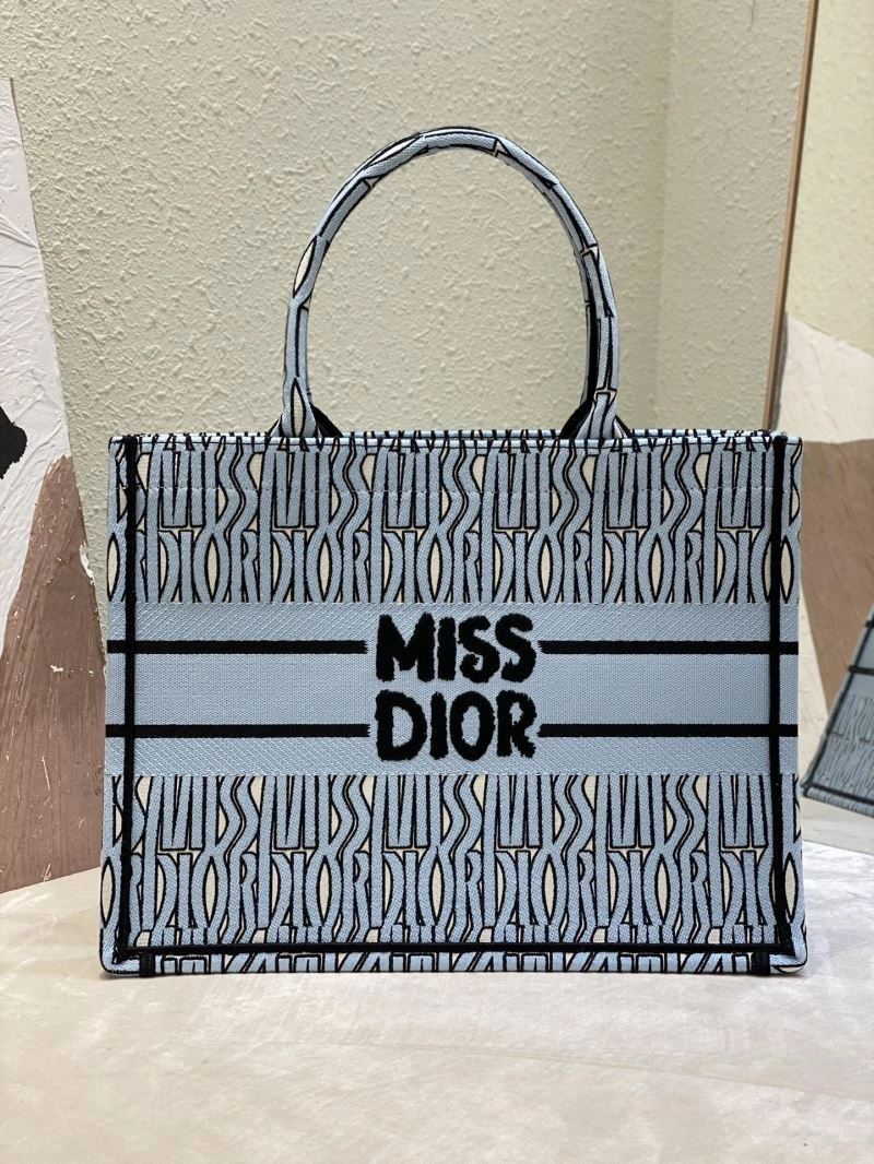 Christian Dior Shopping Bags FreshLook 66614