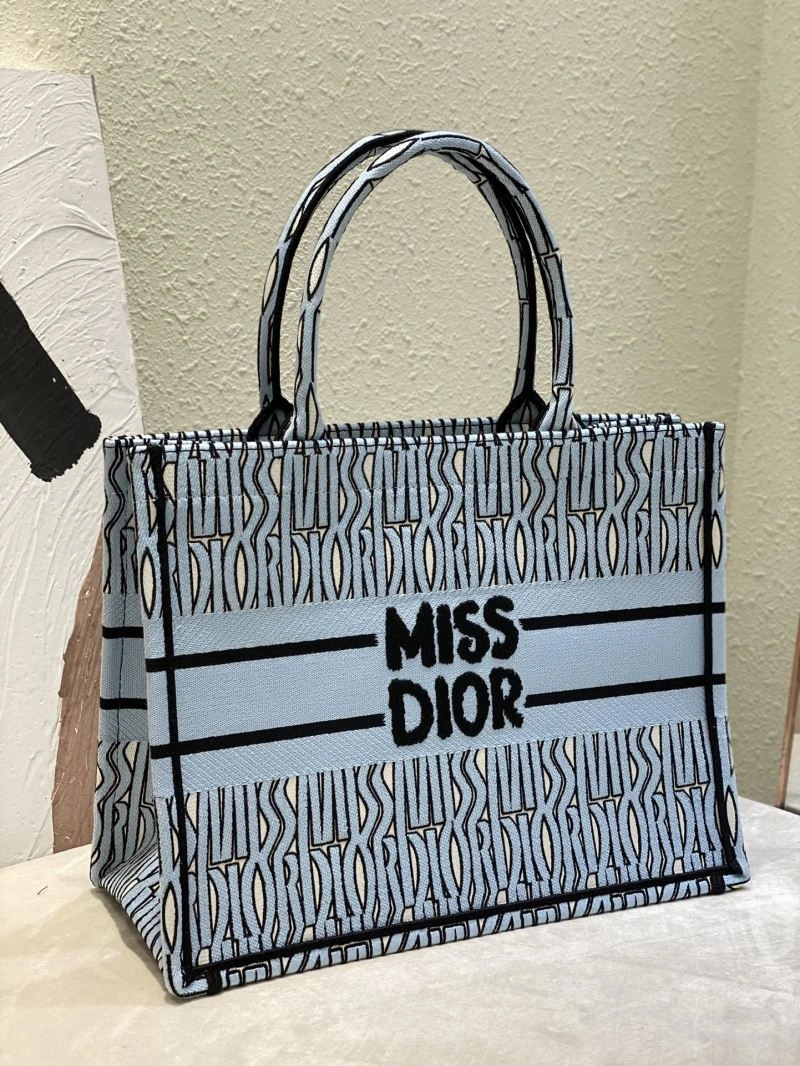 Christian Dior Shopping Bags FreshLook 66614
