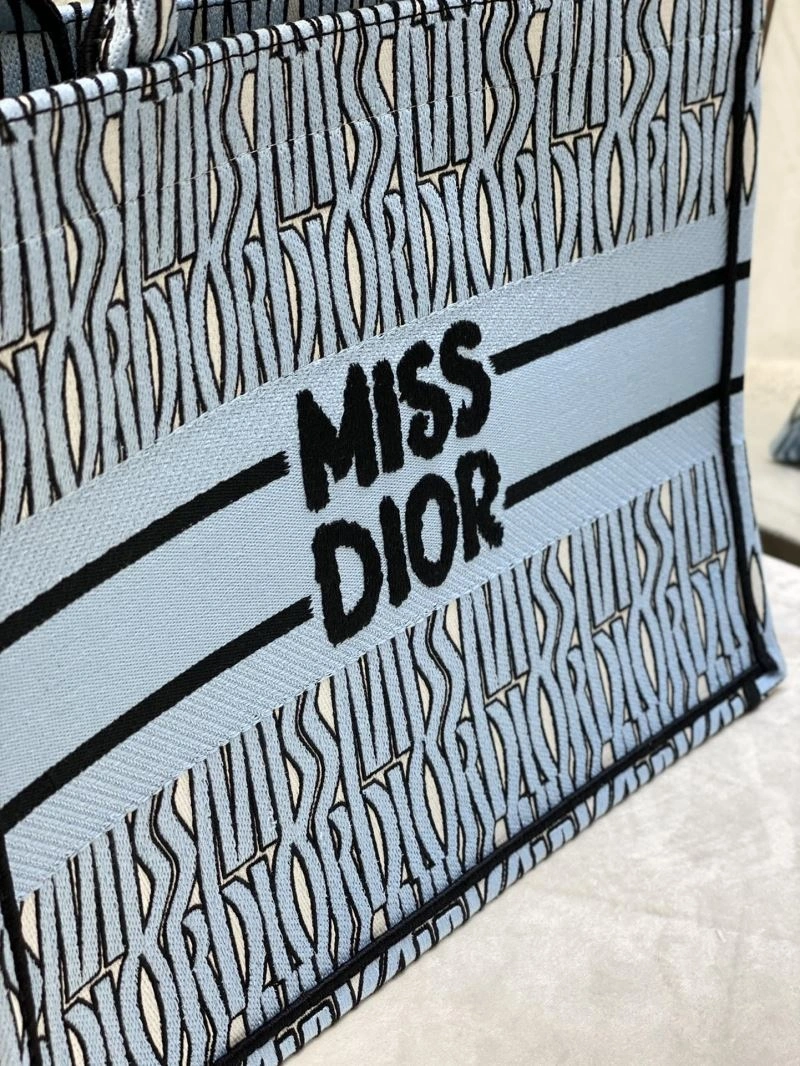 Christian Dior Shopping Bags FreshLook 66614