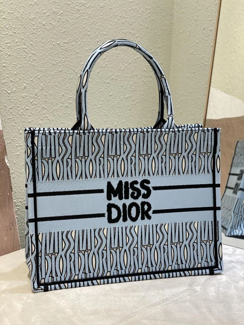Christian Dior Shopping Bags FreshLook 66614
