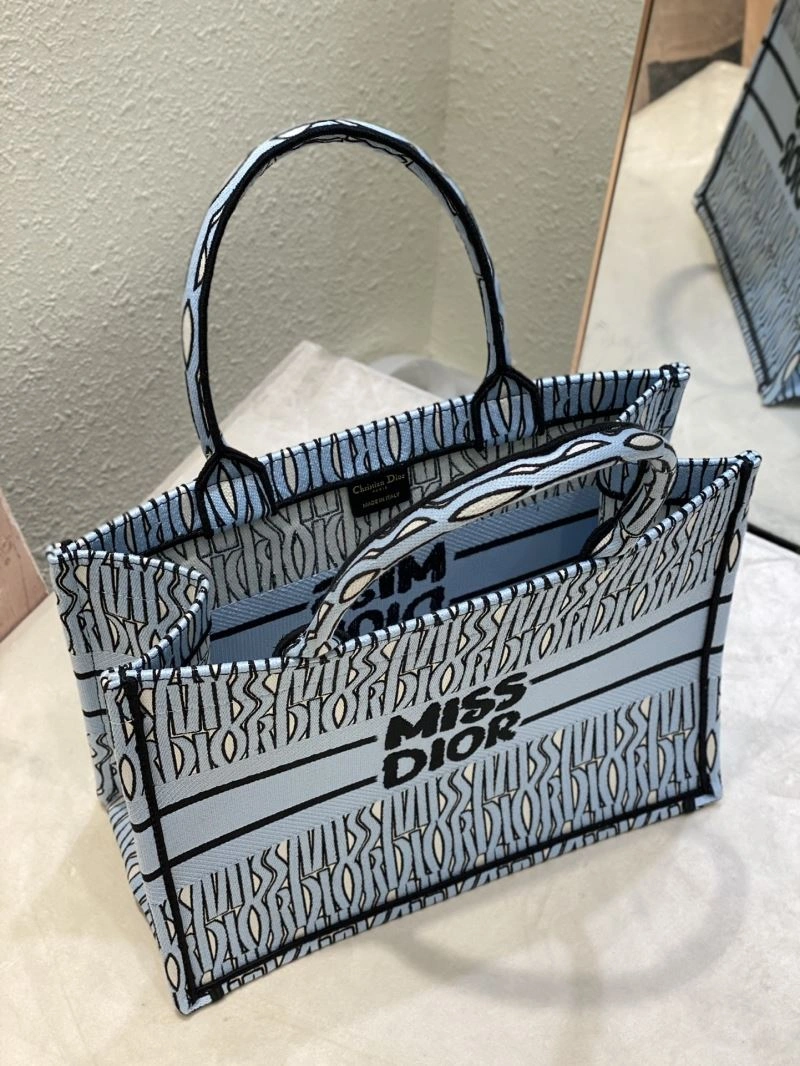 Christian Dior Shopping Bags FreshLook 66614