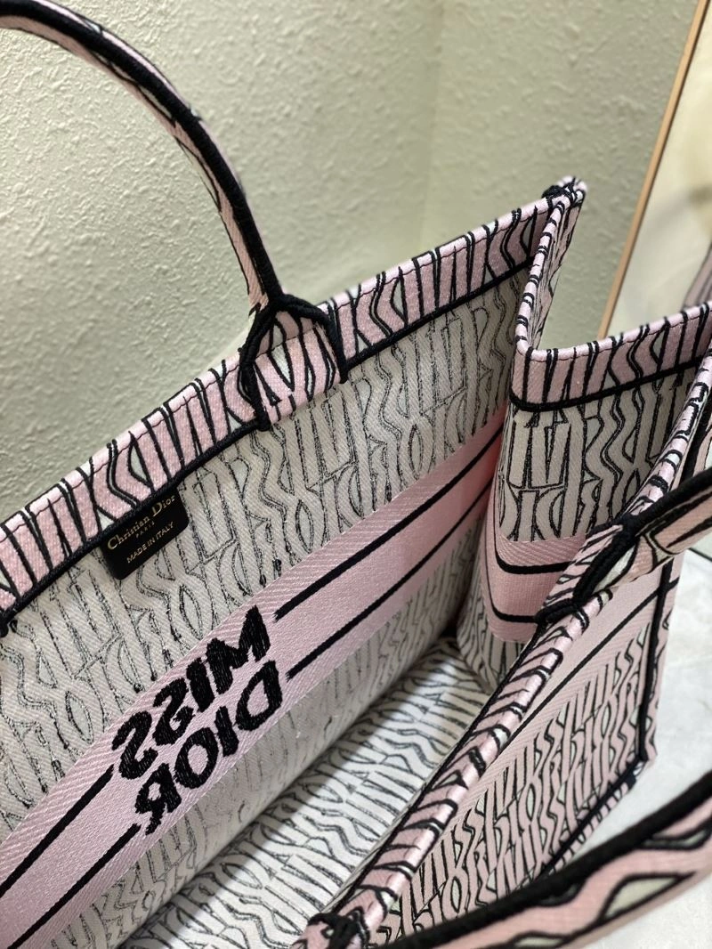 Christian Dior Shopping Bags Attractive 66637