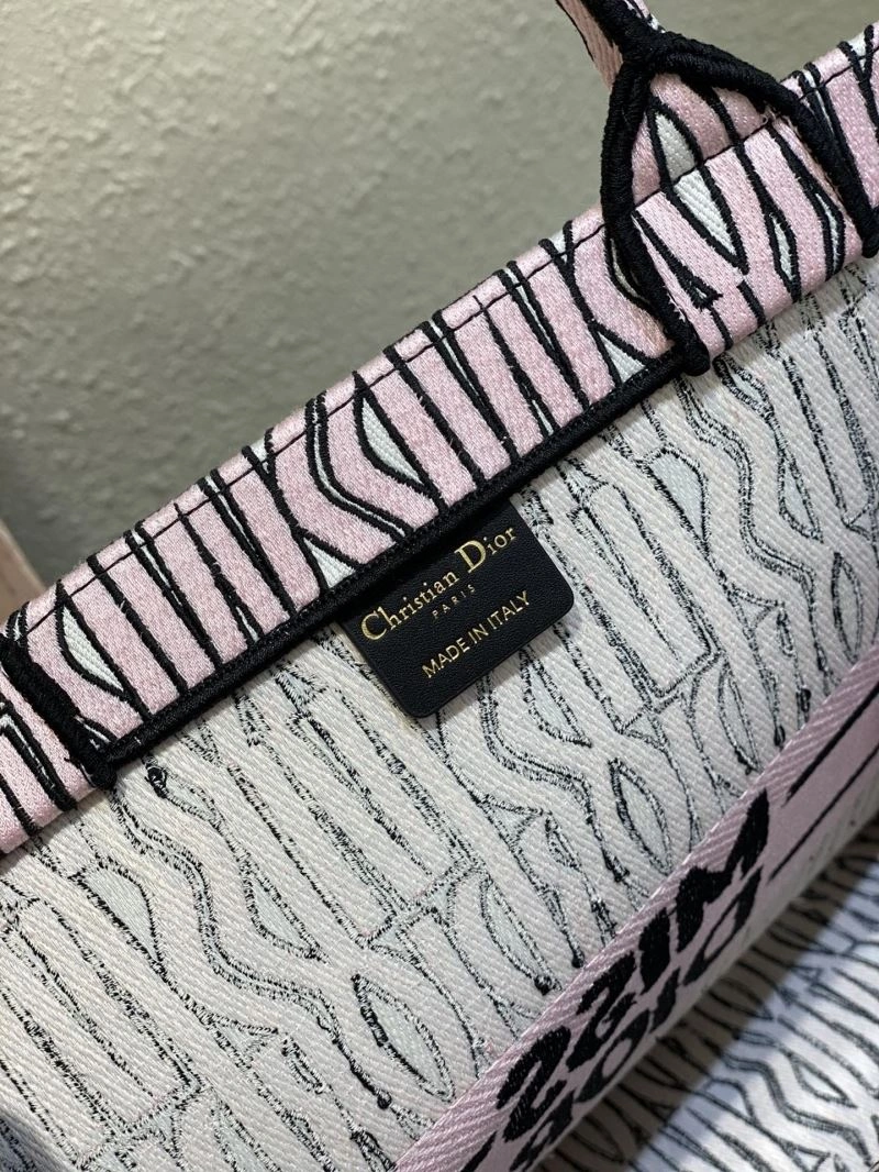 Christian Dior Shopping Bags Attractive 66637