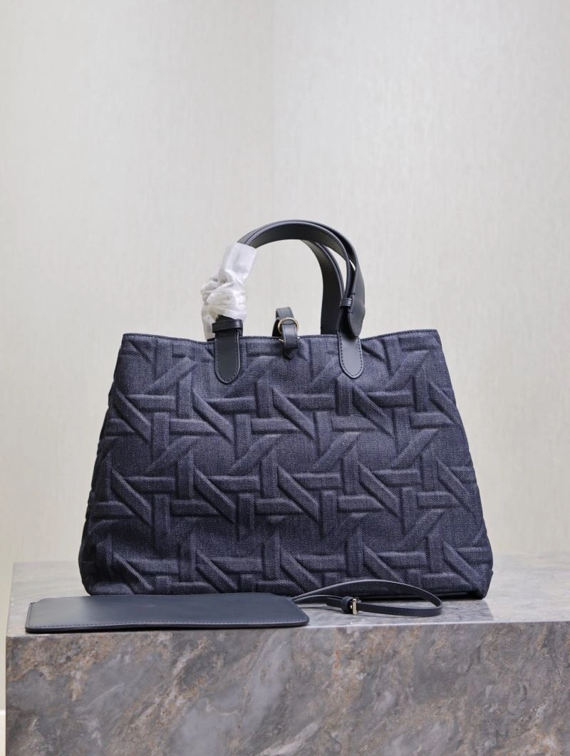 TravelReady Christian Dior Shopping Bags 66596