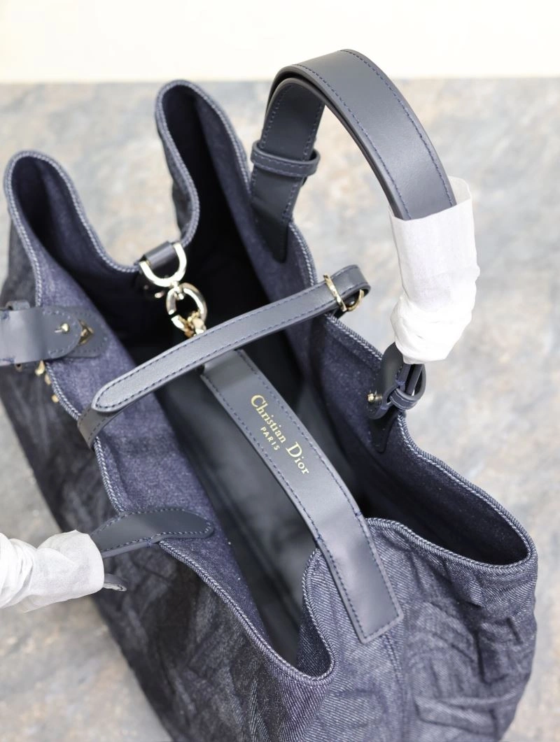 TravelReady Christian Dior Shopping Bags 66596