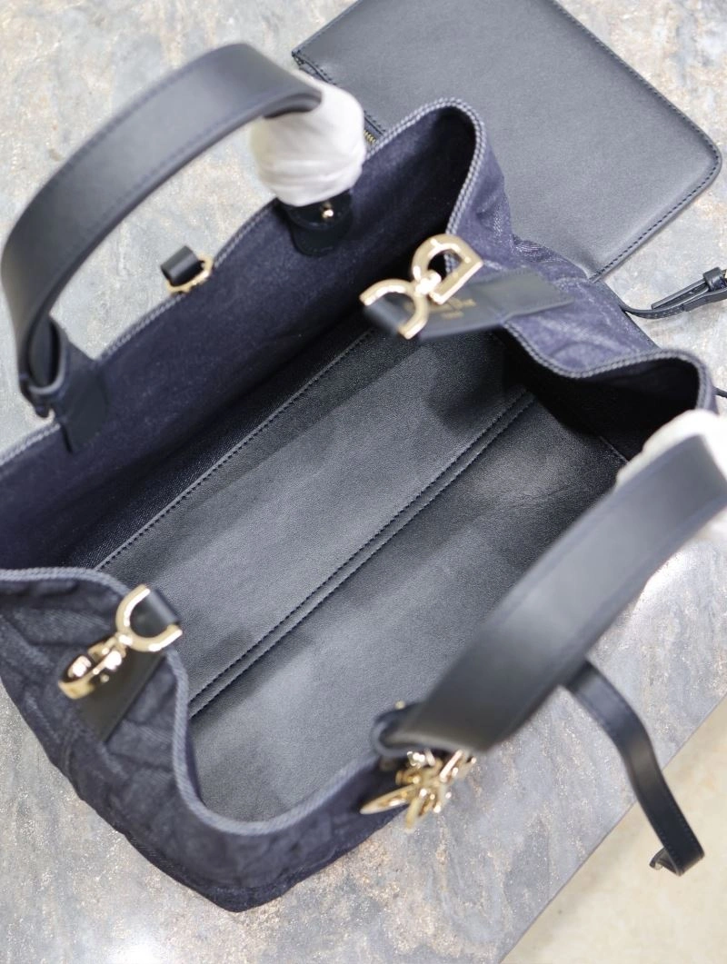 Cozy Christian Dior Shopping Bags 66603