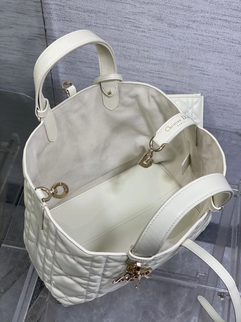 Fashionable Christian Dior Shopping Bags 66597