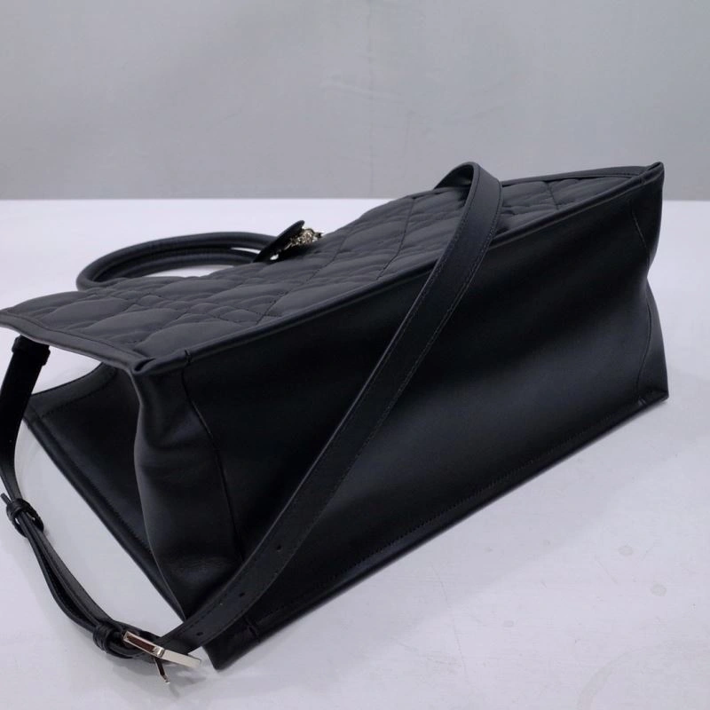 Christian Dior Shopping Bags Stretchable 66594