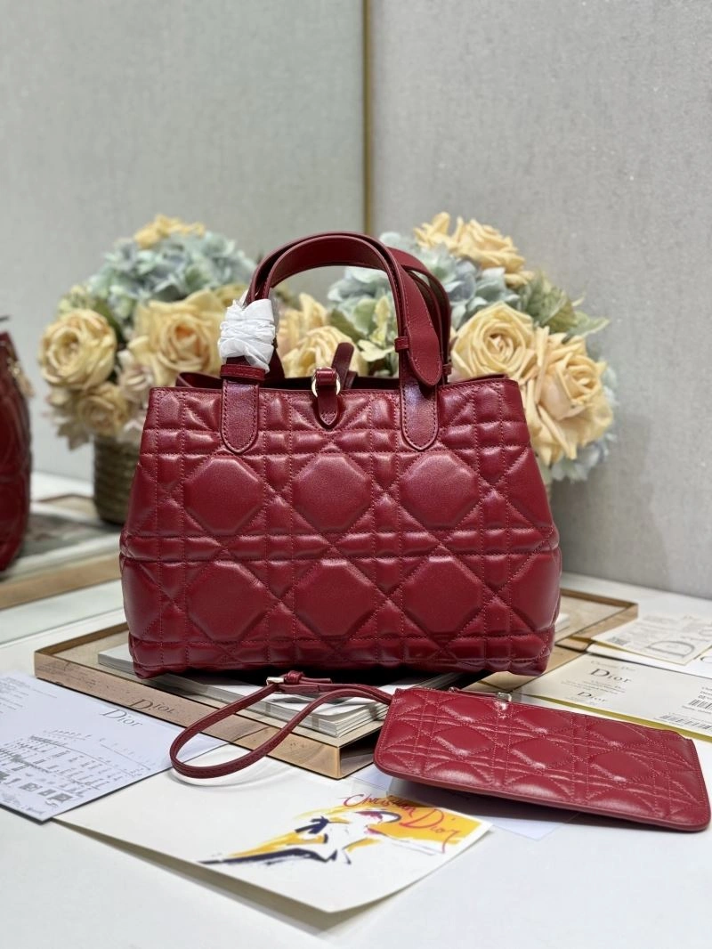 UrbanChic Christian Dior Shopping Bags 63918