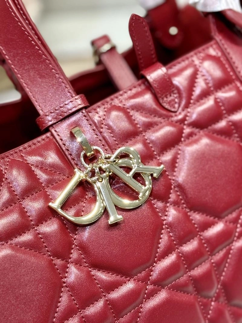 UrbanChic Christian Dior Shopping Bags 63918