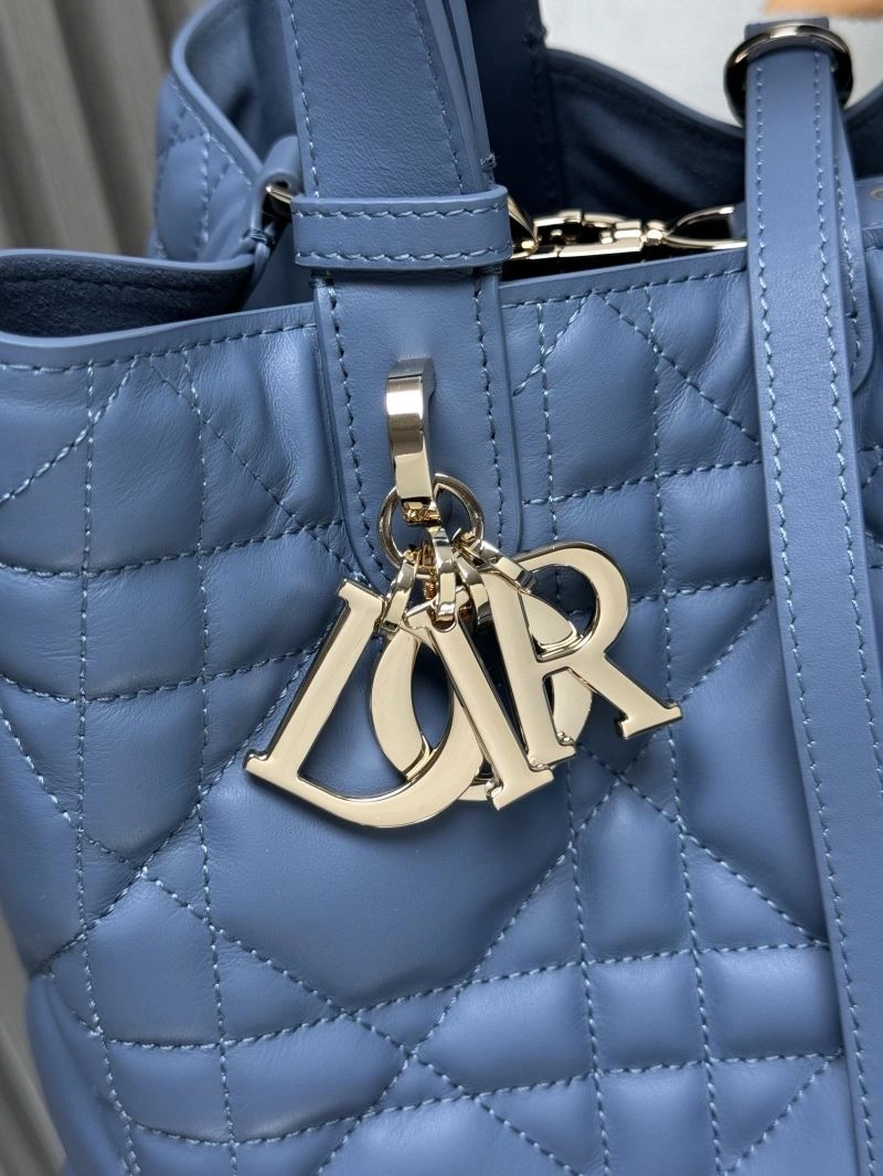 Resilient Christian Dior Shopping Bags 63910