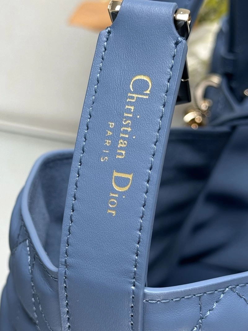 Resilient Christian Dior Shopping Bags 63910