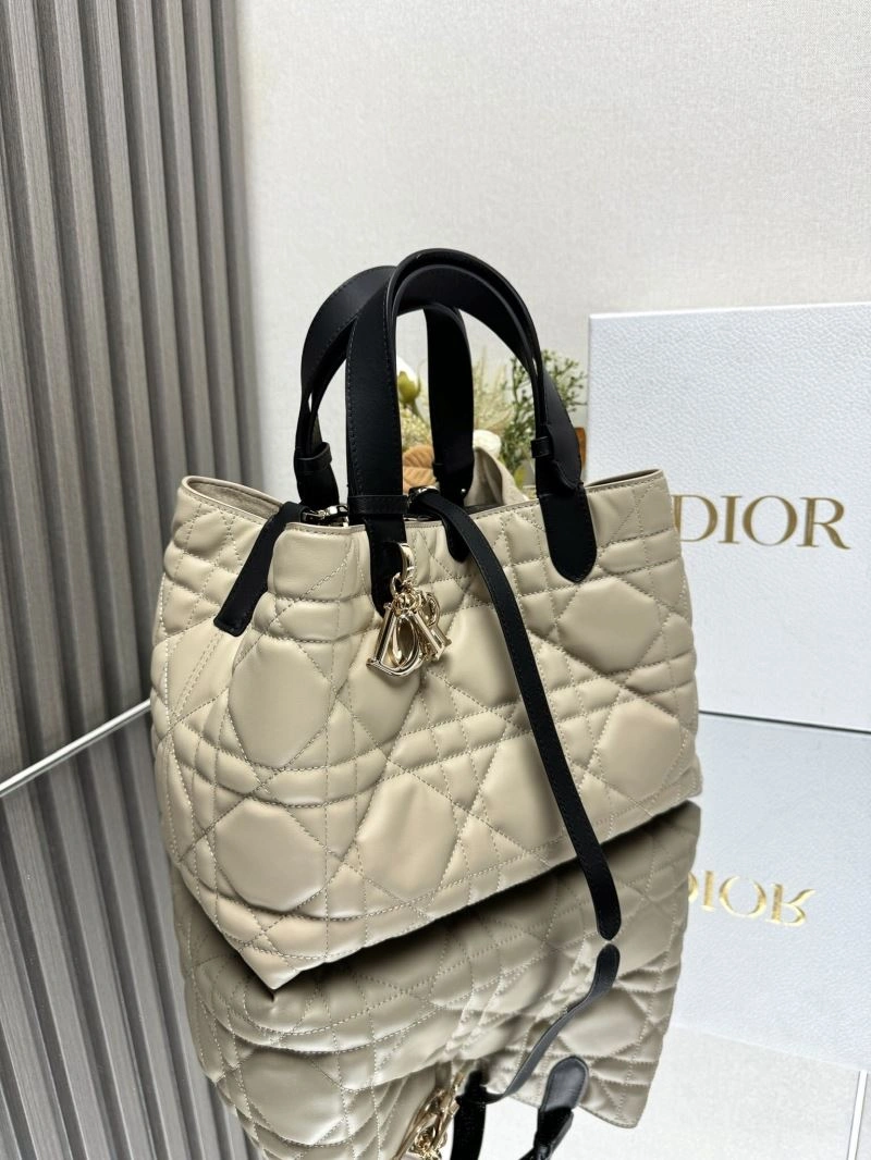Christian Dior Shopping Bags Comfortable 63911