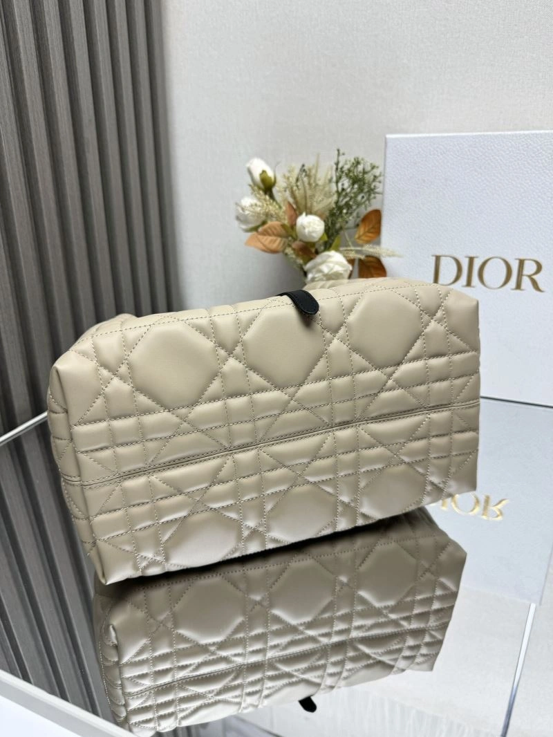 Christian Dior Shopping Bags Comfortable 63911