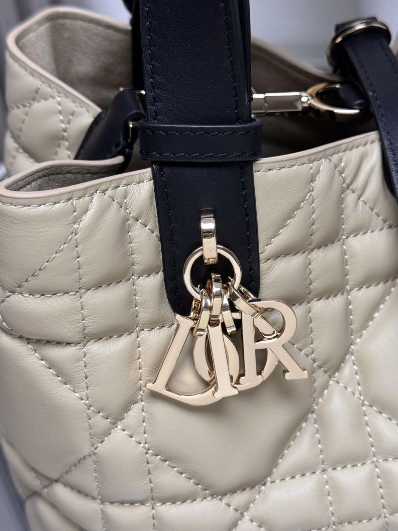 Christian Dior Shopping Bags ComfortFit 63902