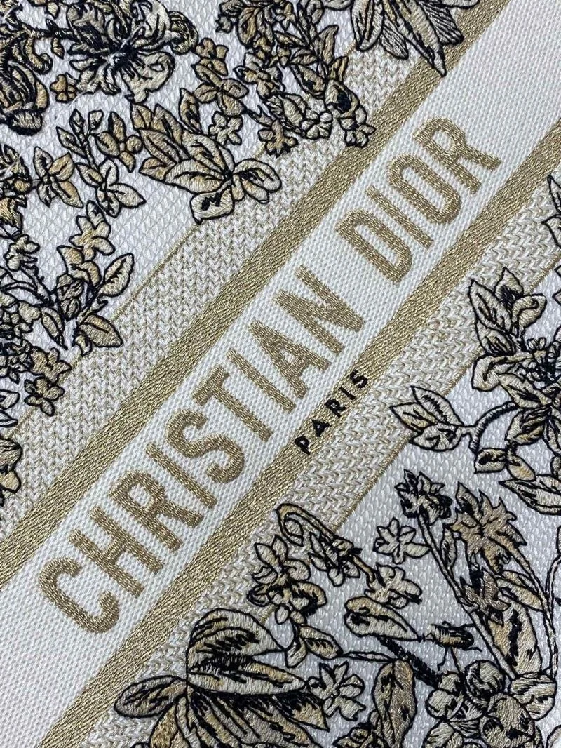 Casual Christian Dior Shopping Bags 47145