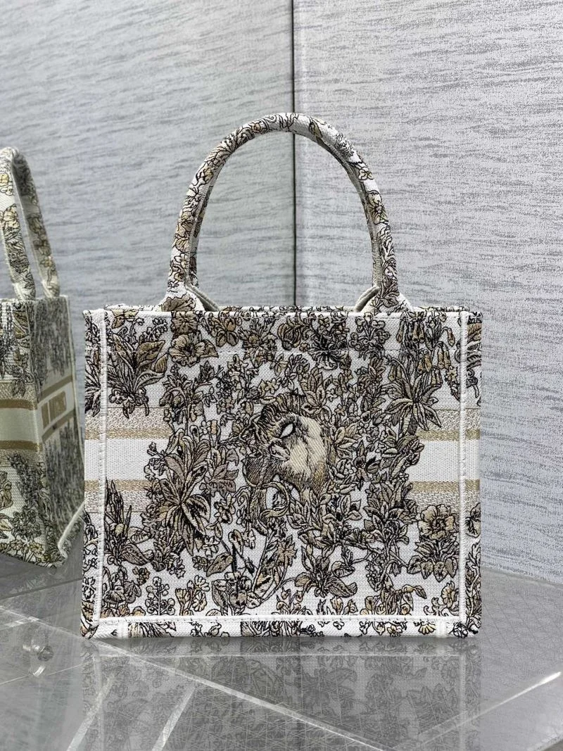 Casual Christian Dior Shopping Bags 47145