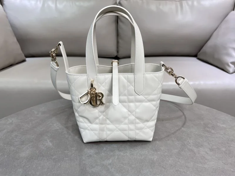 Christian Dior Shopping Bags Trendsetting 47092