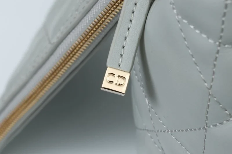 Seasonal Christian Dior Shopping Bags 47086