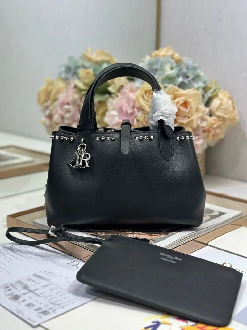 Bright Christian Dior Shopping Bags 47084