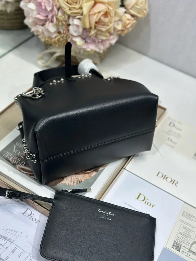 Bright Christian Dior Shopping Bags 47084