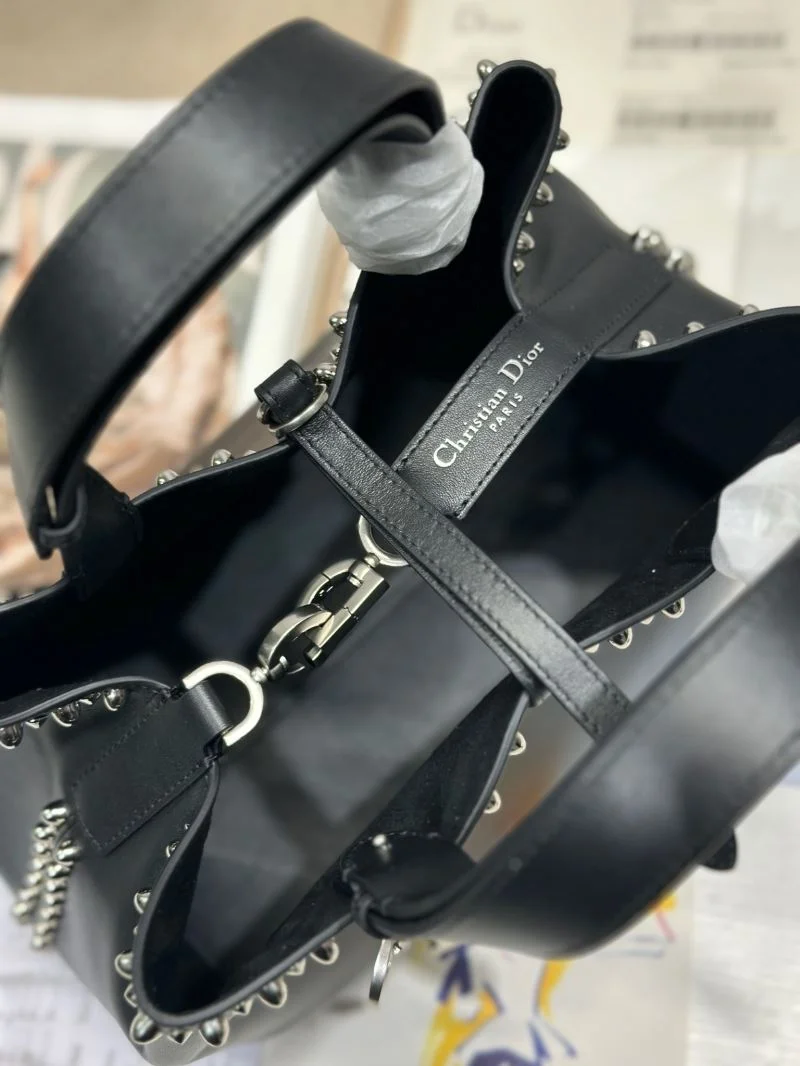 Chic Christian Dior Shopping Bags 47081