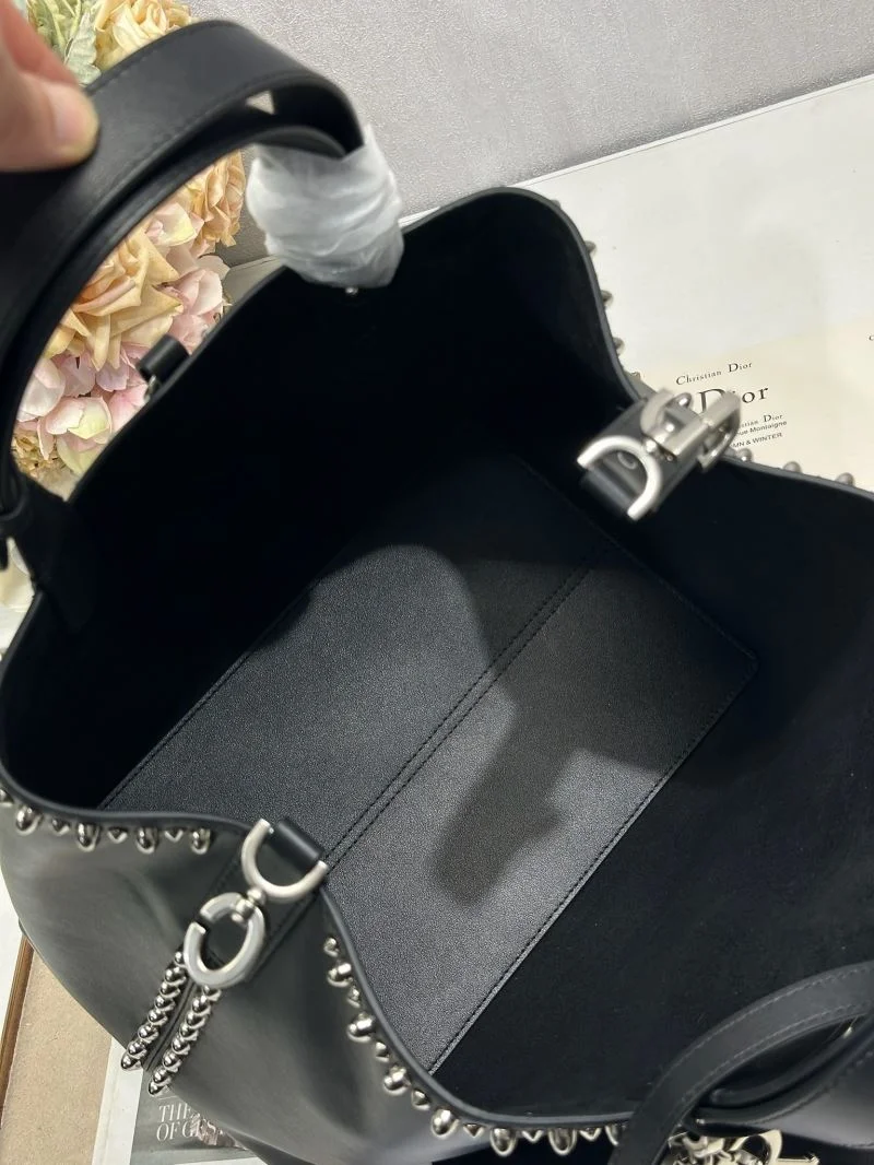 Chic Christian Dior Shopping Bags 47081