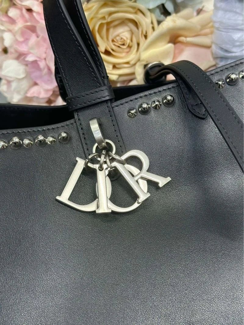 Christian Dior Shopping Bags UrbanChic 47083