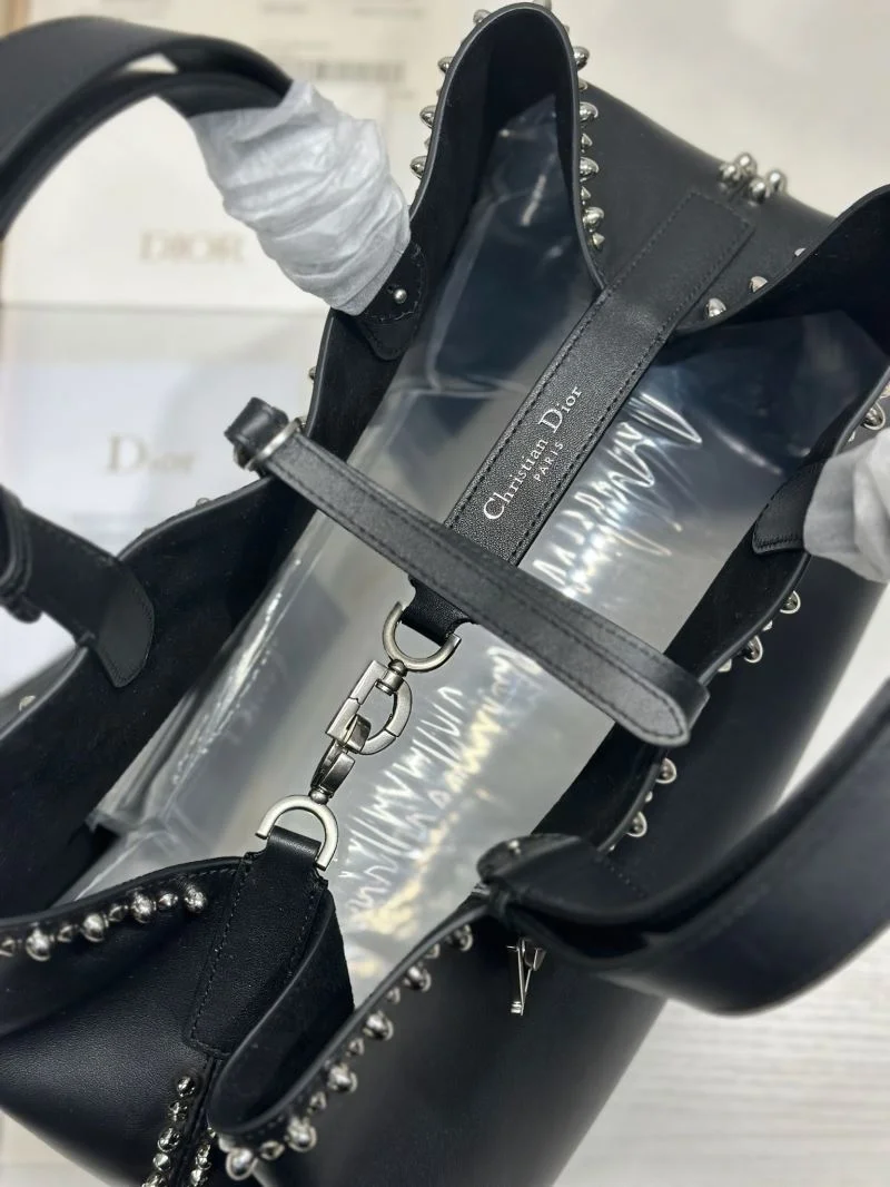 Christian Dior Shopping Bags UrbanChic 47083
