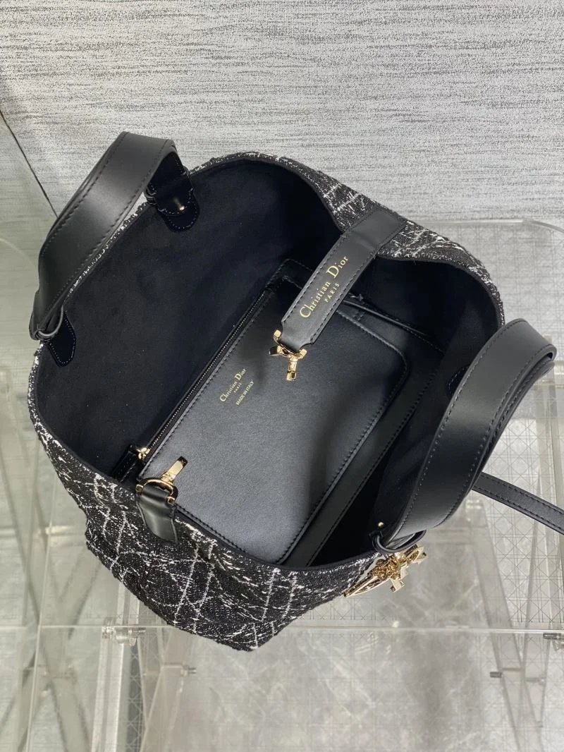 Christian Dior Shopping Bags Snug 47107