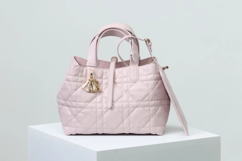 Christian Dior Shopping Bags MoistureWicking 47074