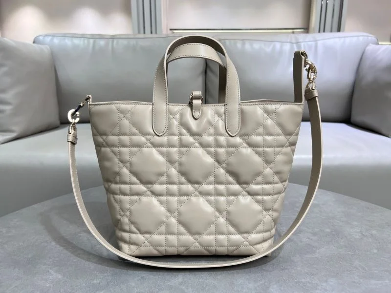Christian Dior Shopping Bags Compact 47076