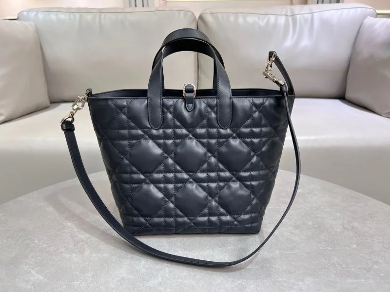 Christian Dior Shopping Bags Modern 47063