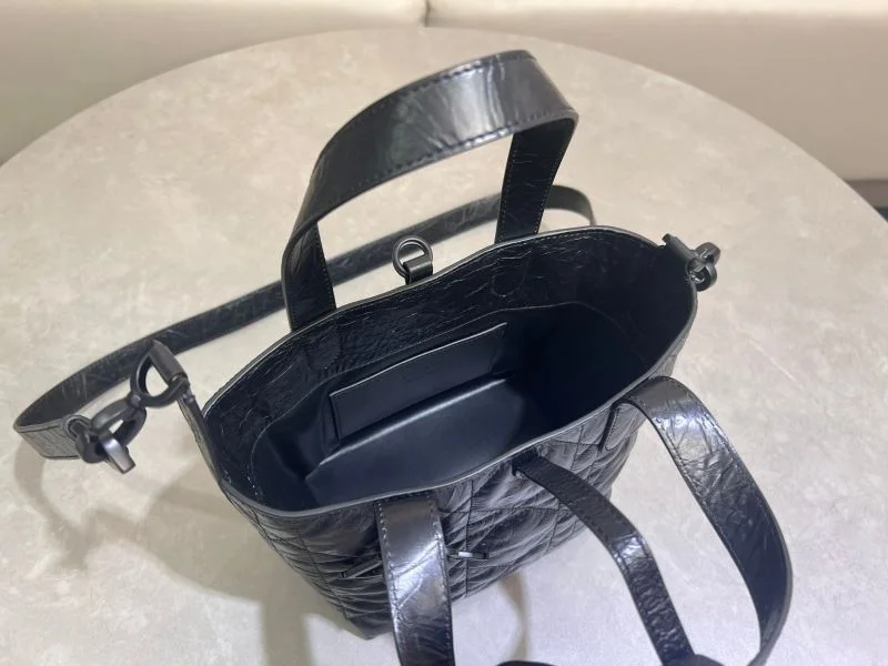 Christian Dior Shopping Bags Fashionable 47065