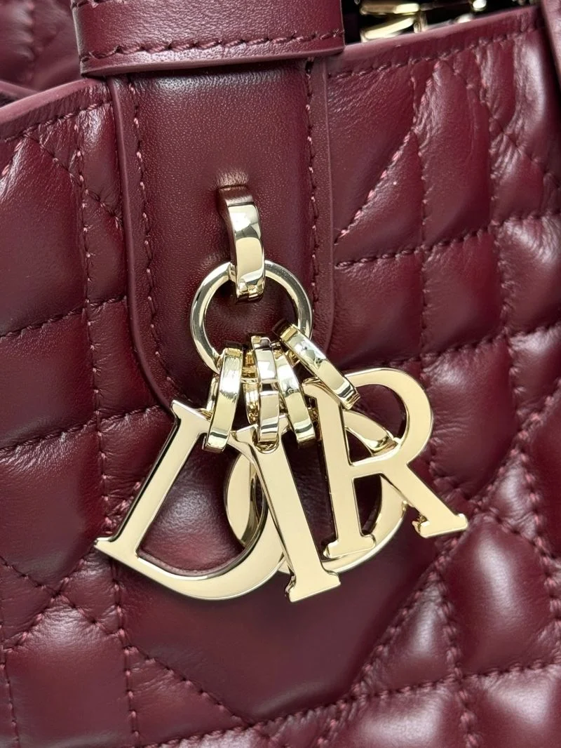 Christian Dior Shopping Bags UrbanStyle 47070