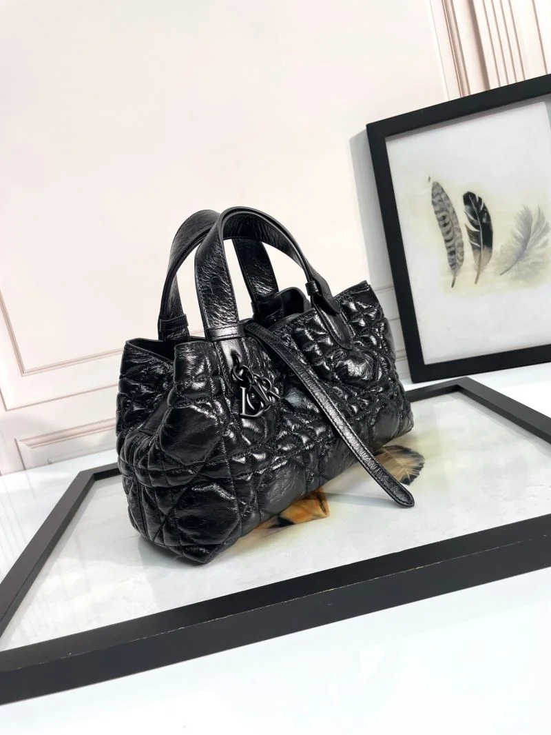 FashionForward Christian Dior Shopping Bags 47036