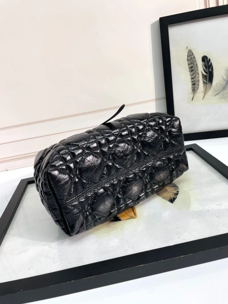 FashionForward Christian Dior Shopping Bags 47036