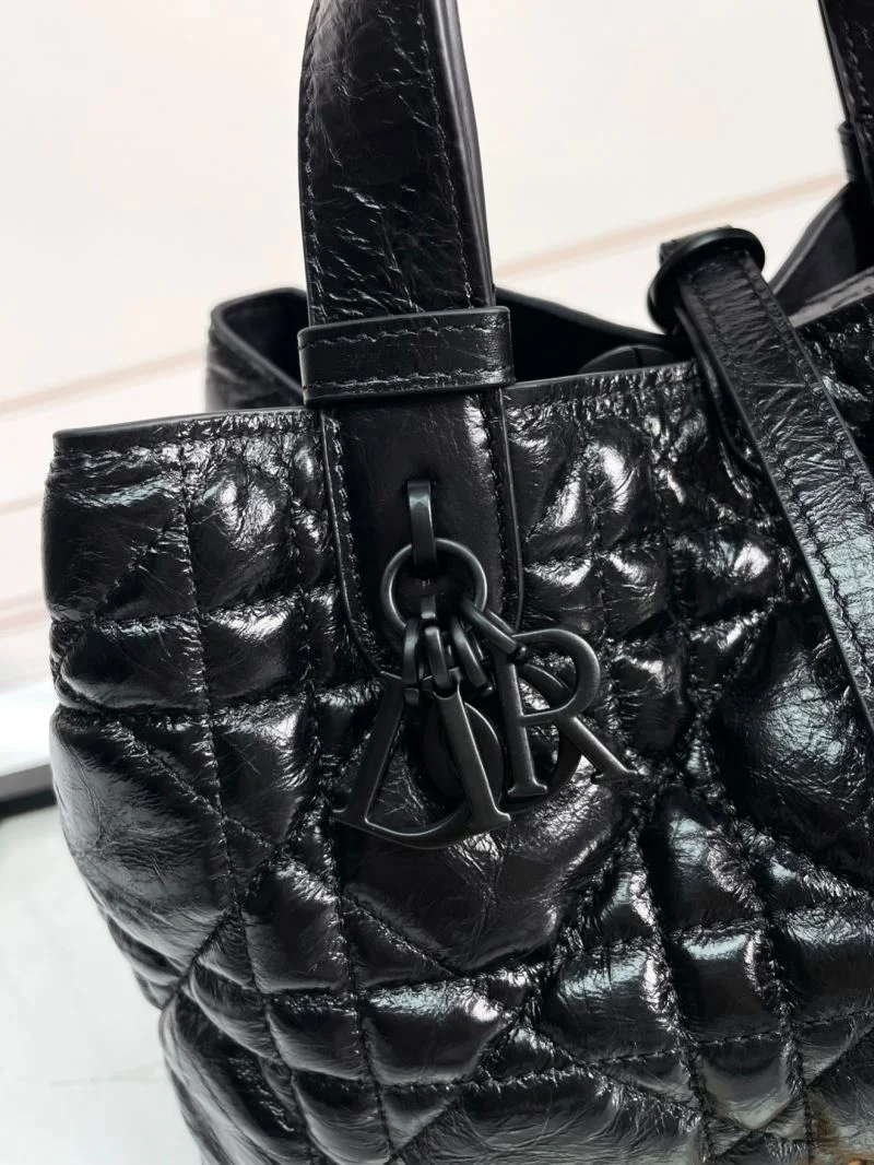 FashionForward Christian Dior Shopping Bags 47036