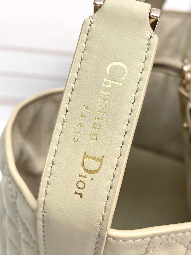 Christian Dior Shopping Bags Contemporary 47049