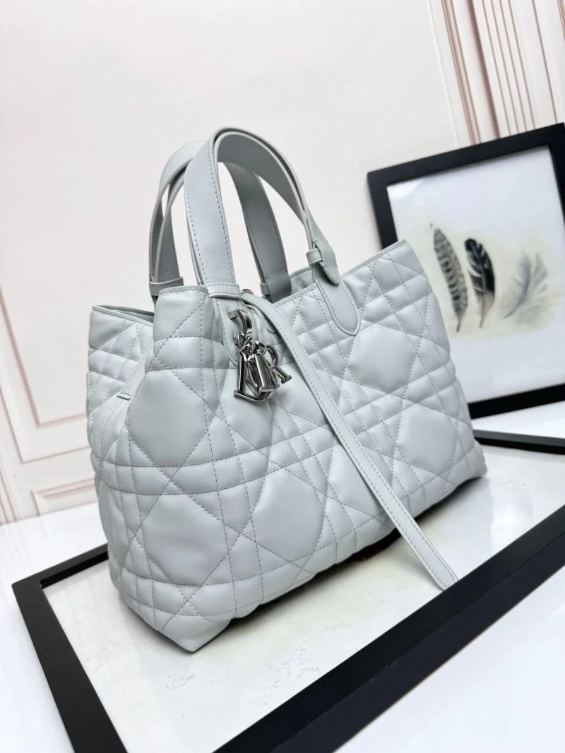 Christian Dior Shopping Bags OdorResistant 47046