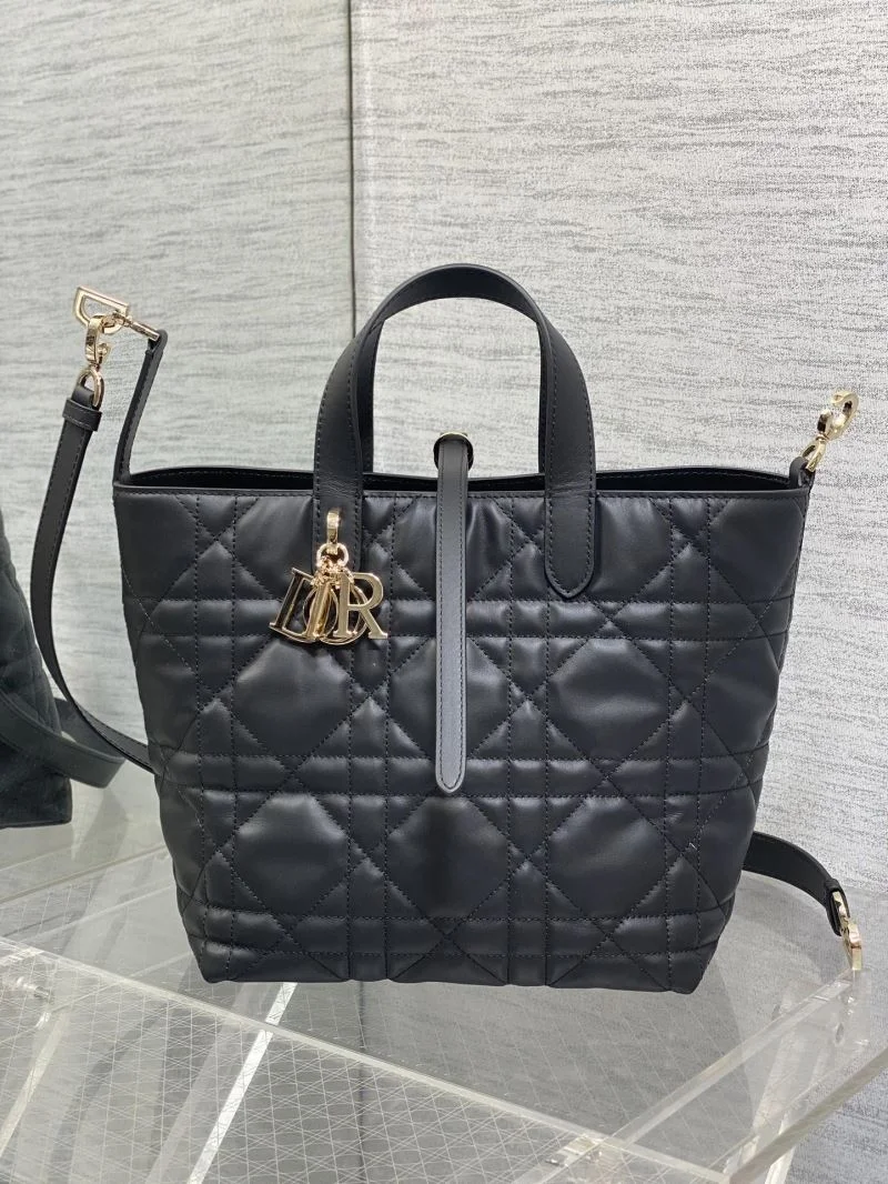Cozy Christian Dior Shopping Bags 47104
