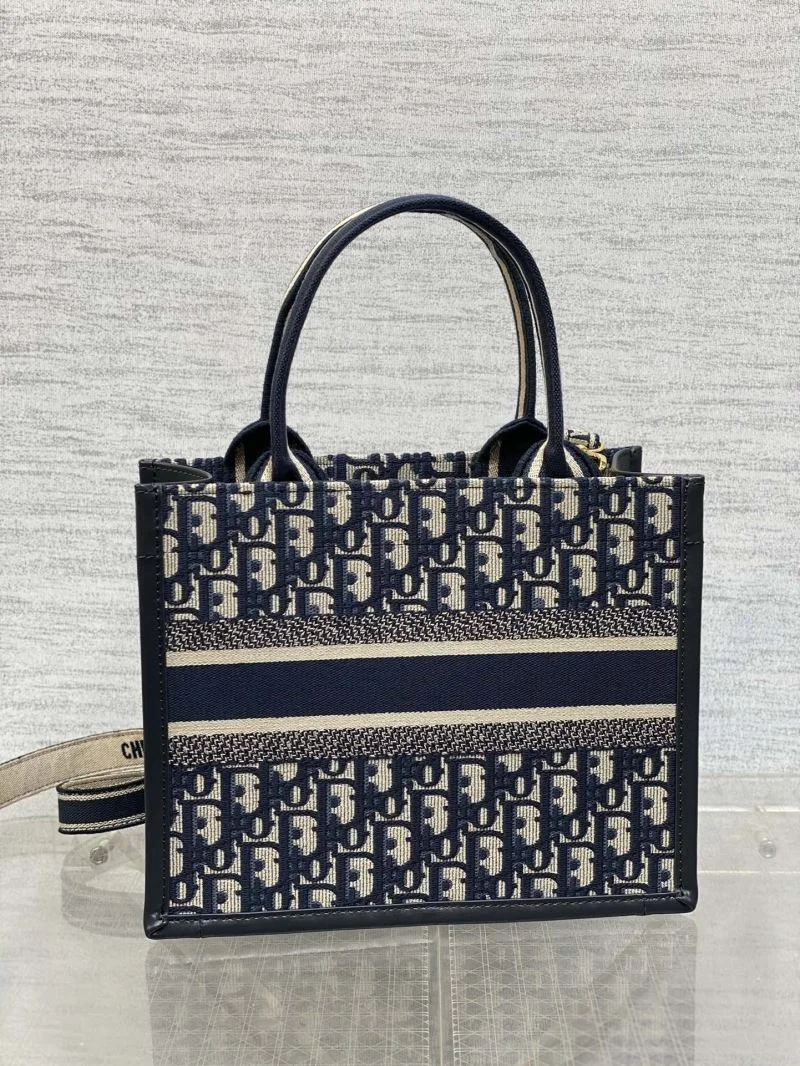 Christian Dior Shopping Bags Vibrant 47040