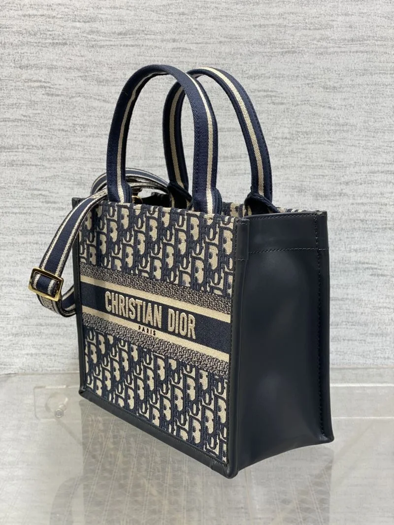 Christian Dior Shopping Bags Vibrant 47040
