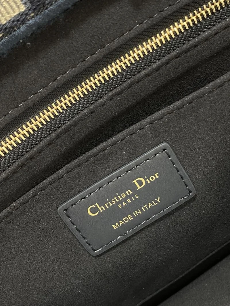 Christian Dior Shopping Bags Vibrant 47040