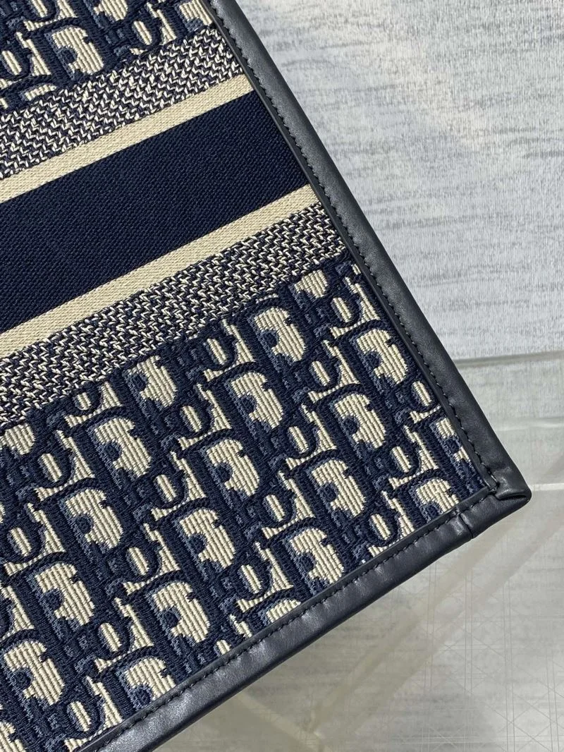 Unique Christian Dior Shopping Bags 47047