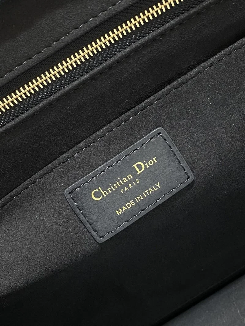 Unique Christian Dior Shopping Bags 47047