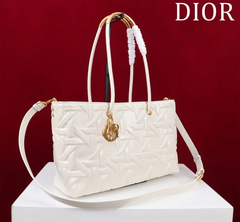 Christian Dior Shopping Bags UrbanChic 47043